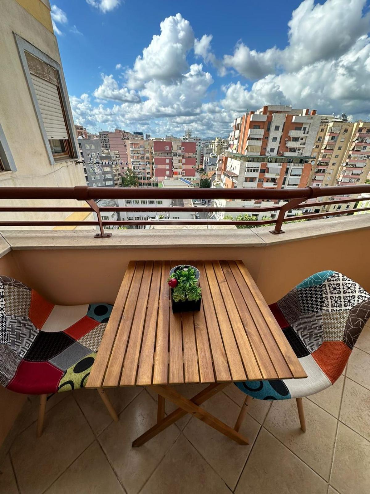 Urban Charm Studio With Balcony Τίρανα Εξωτερικό φωτογραφία